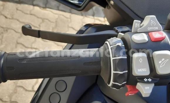 Nunua Ilio tumika BMW R 1200 Nyeusi Bike ndani ya Mwanza nchini Mwanza Nunua Ilio tumika BMW R 1200 Nyeusi Bike ndani ya Mwanza nchini Mwanza
