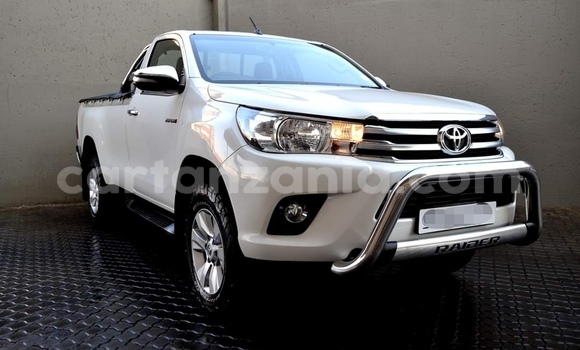 Buy Used Toyota Hilux Silver Car in Dar es Salaam in Dar es Salaam