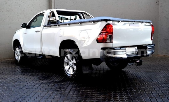 Nunua Ilio tumika Toyota Hilux Fedha Gari ndani ya Dar es Salaam nchini Dar es Salaam Nunua Ilio tumika Toyota Hilux Fedha Gari ndani ya Dar es Salaam nchini Dar es Salaam