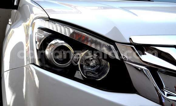 Buy Used Isuzu KB White Car in Dar es Salaam in Dar es Salaam Buy Used Isuzu KB White Car in Dar es Salaam in Dar es Salaam