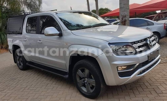 Buy Used Volkswagen Amarok Silver Car in Dar es Salaam in Dar es Salaam