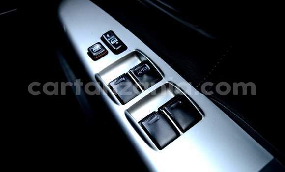 Nunua Ilio tumika Toyota Hilux Nyeupe Gari ndani ya Dar es Salaam nchini Dar es Salaam Nunua Ilio tumika Toyota Hilux Nyeupe Gari ndani ya Dar es Salaam nchini Dar es Salaam