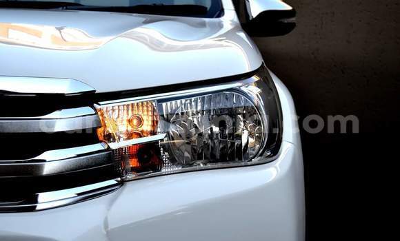 Buy Used Toyota Hilux White Car in Dodoma in Dodoma Buy Used Toyota Hilux White Car in Dodoma in Dodoma