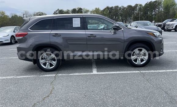 Buy Used Toyota Highlander Other Car in Bagamoyo in Pwani Buy Used Toyota Highlander Other Car in Bagamoyo in Pwani