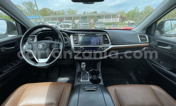 Buy Used Toyota Highlander Other Car in Bagamoyo in Pwani Buy Used Toyota Highlander Other Car in Bagamoyo in Pwani