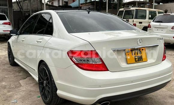 Nunua Ilio tumika Mercedes-Benz 740Li Nyeupe Gari ndani ya Dar es Salaam nchini Dar es Salaam Nunua Ilio tumika Mercedes-Benz 740Li Nyeupe Gari ndani ya Dar es Salaam nchini Dar es Salaam