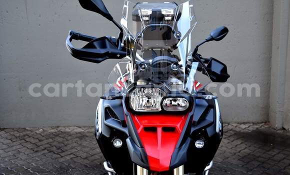 Nunua Ilio tumika BMW F 700 Nyekundu Bike ndani ya Dar es Salaam nchini Dar es Salaam Nunua Ilio tumika BMW F 700 Nyekundu Bike ndani ya Dar es Salaam nchini Dar es Salaam