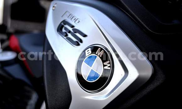 Nunua Ilio tumika BMW F 700 Nyekundu Bike ndani ya Dar es Salaam nchini Dar es Salaam Nunua Ilio tumika BMW F 700 Nyekundu Bike ndani ya Dar es Salaam nchini Dar es Salaam