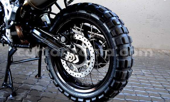 Nunua Ilio tumika BMW F 700 Nyekundu Bike ndani ya Dar es Salaam nchini Dar es Salaam Nunua Ilio tumika BMW F 700 Nyekundu Bike ndani ya Dar es Salaam nchini Dar es Salaam