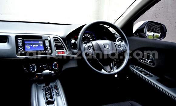 Buy Used Honda HR–V White Car in Dar es Salaam in Dar es Salaam Buy Used Honda HR–V White Car in Dar es Salaam in Dar es Salaam