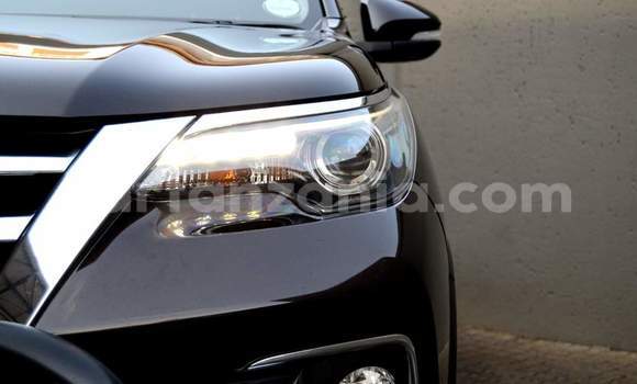 Nunua Ilio tumika Toyota Fortuner Brown Gari ndani ya Dar es Salaam nchini Dar es Salaam Nunua Ilio tumika Toyota Fortuner Brown Gari ndani ya Dar es Salaam nchini Dar es Salaam