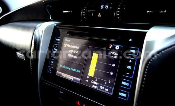 Nunua Ilio tumika Toyota Fortuner Brown Gari ndani ya Dar es Salaam nchini Dar es Salaam Nunua Ilio tumika Toyota Fortuner Brown Gari ndani ya Dar es Salaam nchini Dar es Salaam