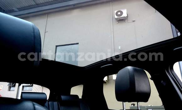 Nunua Ilio tumika Land Rover Discovery Sport Nyeupe Gari ndani ya Dar es Salaam nchini Dar es Salaam Nunua Ilio tumika Land Rover Discovery Sport Nyeupe Gari ndani ya Dar es Salaam nchini Dar es Salaam