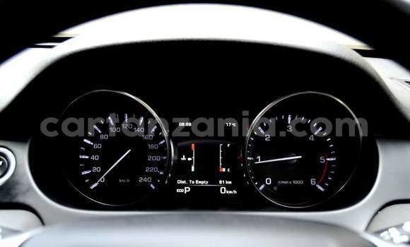 Nunua Ilio tumika Land Rover Discovery Sport Nyeupe Gari ndani ya Dar es Salaam nchini Dar es Salaam Nunua Ilio tumika Land Rover Discovery Sport Nyeupe Gari ndani ya Dar es Salaam nchini Dar es Salaam