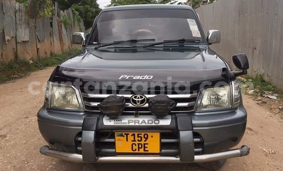 Buy Used Toyota Land Cruiser Prado Green Car in Dar es Salaam in Dar es Salaam Buy Used Toyota Land Cruiser Prado Green Car in Dar es Salaam in Dar es Salaam