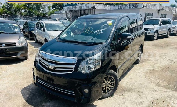 Buy New Toyota Noah Black Car in Dar es Salaam in Dar es Salaam Buy New Toyota Noah Black Car in Dar es Salaam in Dar es Salaam
