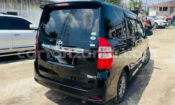 Buy New Toyota Noah Black Car in Dar es Salaam in Dar es Salaam Buy New Toyota Noah Black Car in Dar es Salaam in Dar es Salaam