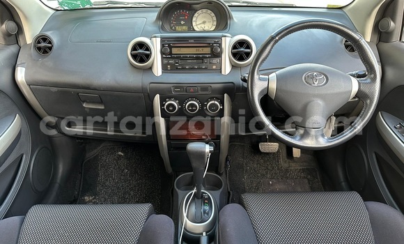Nunua Imported Toyota IST Fedha Gari ndani ya Dar es Salaam nchini Dar es Salaam Nunua Imported Toyota IST Fedha Gari ndani ya Dar es Salaam nchini Dar es Salaam