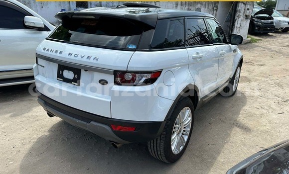Nunua Mpya Land Rover Range Rover Evoque Nyeupe Gari ndani ya Dar es Salaam nchini Dar es Salaam Nunua Mpya Land Rover Range Rover Evoque Nyeupe Gari ndani ya Dar es Salaam nchini Dar es Salaam