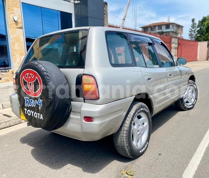 Big with watermark toyota rav4 simiyu bariadi 20503