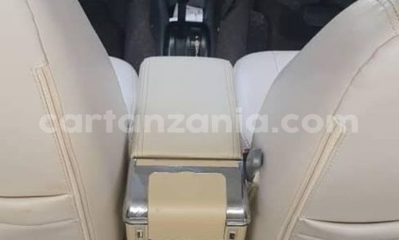 Buy Used Suzuki Jimny White Car in Bahi in Dodoma Buy Used Suzuki Jimny White Car in Bahi in Dodoma