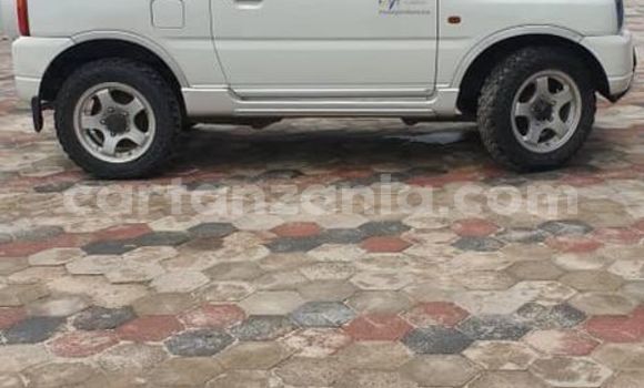 Buy Used Suzuki Jimny White Car in Bahi in Dodoma Buy Used Suzuki Jimny White Car in Bahi in Dodoma