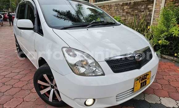 Buy Used Toyota Spacio White Car in Bagamoyo in Pwani Buy Used Toyota Spacio White Car in Bagamoyo in Pwani
