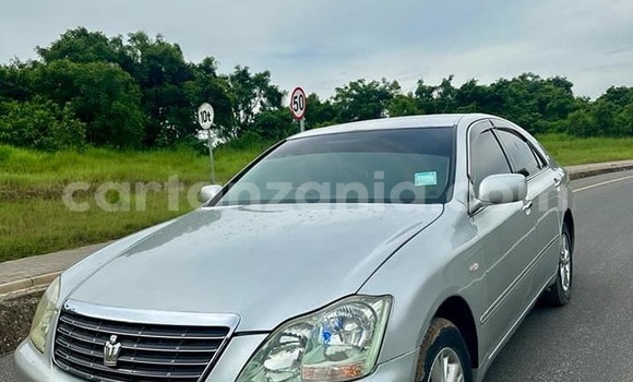 Buy Used Toyota Crown Other Car in Bahi in Dodoma Buy Used Toyota Crown Other Car in Bahi in Dodoma