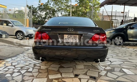 Nunua Ilio tumika Toyota Crown Nyeusi Gari ndani ya Bahi nchini Dodoma Nunua Ilio tumika Toyota Crown Nyeusi Gari ndani ya Bahi nchini Dodoma