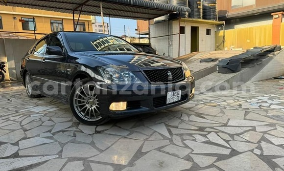 Nunua Ilio tumika Toyota Crown Nyeusi Gari ndani ya Bahi nchini Dodoma Nunua Ilio tumika Toyota Crown Nyeusi Gari ndani ya Bahi nchini Dodoma