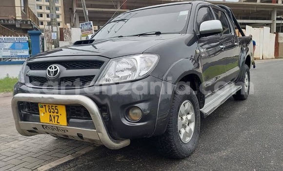 Buy Used Toyota Hilux Black Car in Bahi in Dodoma Buy Used Toyota Hilux Black Car in Bahi in Dodoma