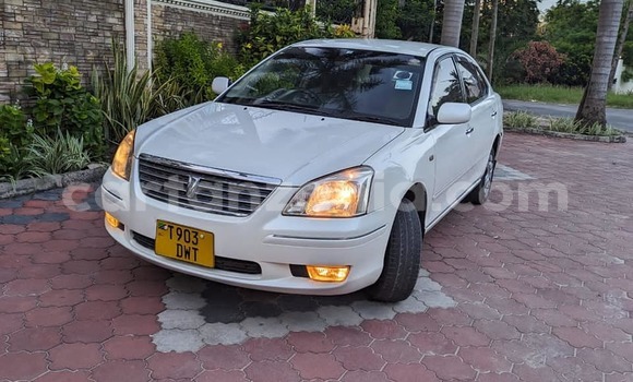 Nunua Ilio tumika Toyota Premio Nyeupe Gari ndani ya Bahi nchini Dodoma