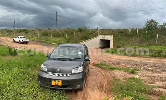 Nunua Ilio tumika Toyota Porte Nyeusi Gari ndani ya Bagamoyo nchini Pwani Nunua Ilio tumika Toyota Porte Nyeusi Gari ndani ya Bagamoyo nchini Pwani