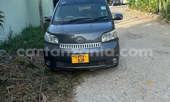Nunua Ilio tumika Toyota Porte Nyeusi Gari ndani ya Bagamoyo nchini Pwani Nunua Ilio tumika Toyota Porte Nyeusi Gari ndani ya Bagamoyo nchini Pwani