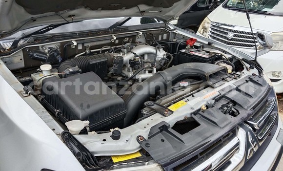 Buy New Mitsubishi Pajero Silver Car in Dar es Salaam in Dar es Salaam Buy New Mitsubishi Pajero Silver Car in Dar es Salaam in Dar es Salaam