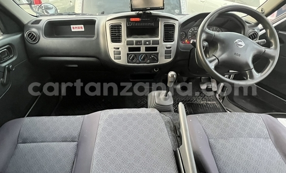 Buy Import Nissan Caravan Silver Car in Dar es Salaam in Dar es Salaam Buy Import Nissan Caravan Silver Car in Dar es Salaam in Dar es Salaam