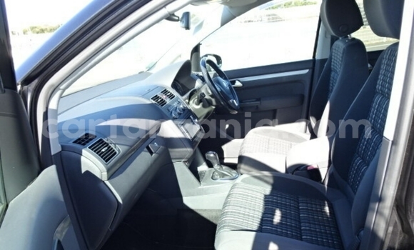 Buy Import Volkswagen Touran Black Car in Dar es Salaam in Dar es Salaam Buy Import Volkswagen Touran Black Car in Dar es Salaam in Dar es Salaam