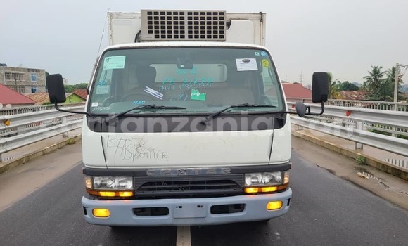 Buy Import Mitsubishi L400 Other Truck in Dar es Salaam in Dar es Salaam