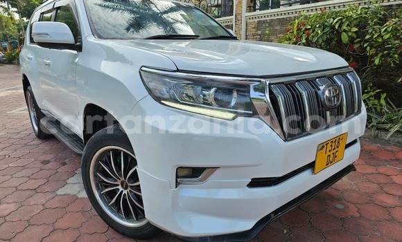 Buy Used Toyota Land Cruiser Prado White Car in Dar es Salaam in Dar es Salaam Buy Used Toyota Land Cruiser Prado White Car in Dar es Salaam in Dar es Salaam