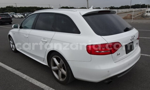 Nunua Imported Audi A4 Nyeupe Gari ndani ya Dar es Salaam nchini Dar es Salaam Nunua Imported Audi A4 Nyeupe Gari ndani ya Dar es Salaam nchini Dar es Salaam