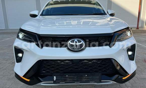 Buy Import Toyota Fortuner White Car in Dar es Salaam in Dar es Salaam