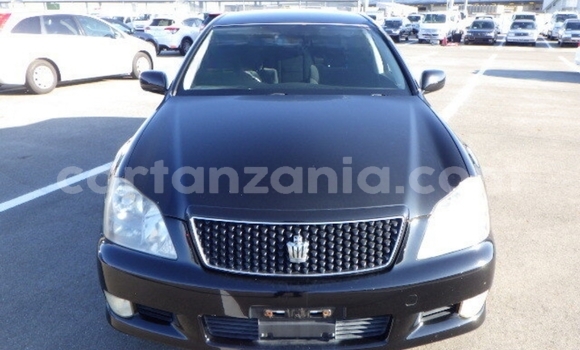 Buy Import Toyota Crown Black Car in Dar es Salaam in Dar es Salaam