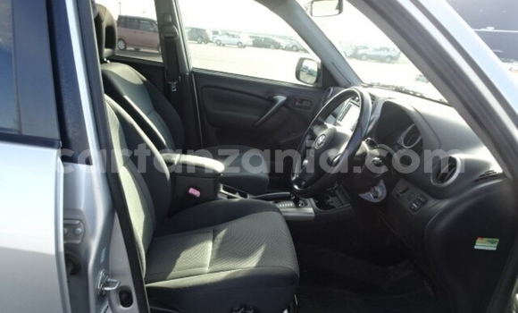 Buy Import Toyota RAV4 Silver Car in Dar es Salaam in Dar es Salaam Buy Import Toyota RAV4 Silver Car in Dar es Salaam in Dar es Salaam