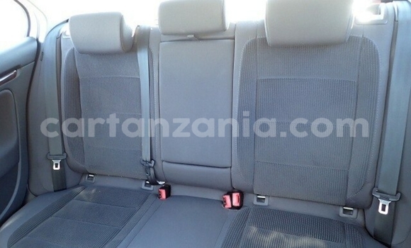 Nunua Imported Volkswagen Jetta Fedha Gari ndani ya Dar es Salaam nchini Dar es Salaam Nunua Imported Volkswagen Jetta Fedha Gari ndani ya Dar es Salaam nchini Dar es Salaam