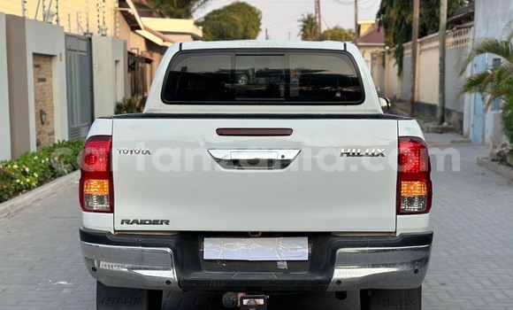 Buy Used Toyota Hilux White Car in Dar es Salaam in Dar es Salaam Buy Used Toyota Hilux White Car in Dar es Salaam in Dar es Salaam