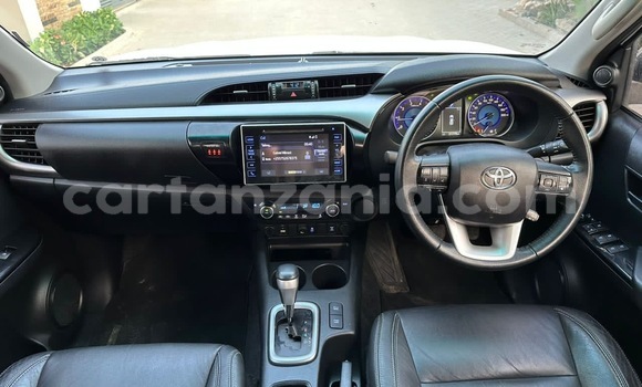 Buy Used Toyota Hilux White Car in Dar es Salaam in Dar es Salaam Buy Used Toyota Hilux White Car in Dar es Salaam in Dar es Salaam