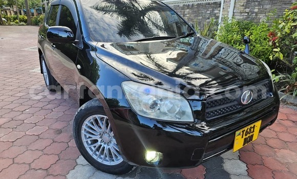 Buy Used Toyota RAV4 Black Car in Dar es Salaam in Dar es Salaam Buy Used Toyota RAV4 Black Car in Dar es Salaam in Dar es Salaam