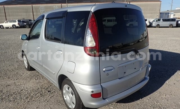 Nunua Imported Toyota FunCargo Fedha Gari ndani ya Dar es Salaam nchini Dar es Salaam Nunua Imported Toyota FunCargo Fedha Gari ndani ya Dar es Salaam nchini Dar es Salaam