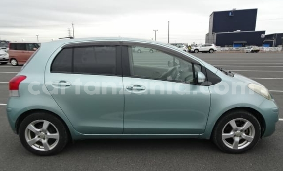 Nunua Imported Toyota Vitz Bluu Gari ndani ya Dar es Salaam nchini Dar es Salaam Nunua Imported Toyota Vitz Bluu Gari ndani ya Dar es Salaam nchini Dar es Salaam