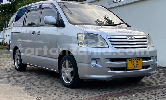Buy Used Toyota Noah Other Car in Dar es Salaam in Dar es Salaam Buy Used Toyota Noah Other Car in Dar es Salaam in Dar es Salaam